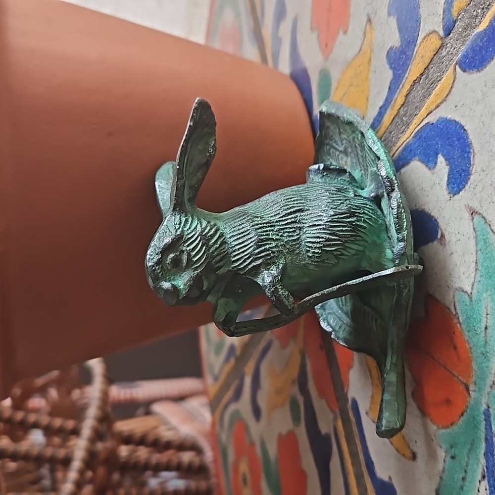 💥MOVING SALE MAKE OFFER  Cast Iron bunny / iron rabbit